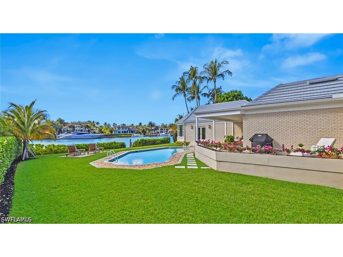 440 Kings Town Drive Naples FL 34102 226021804 image39