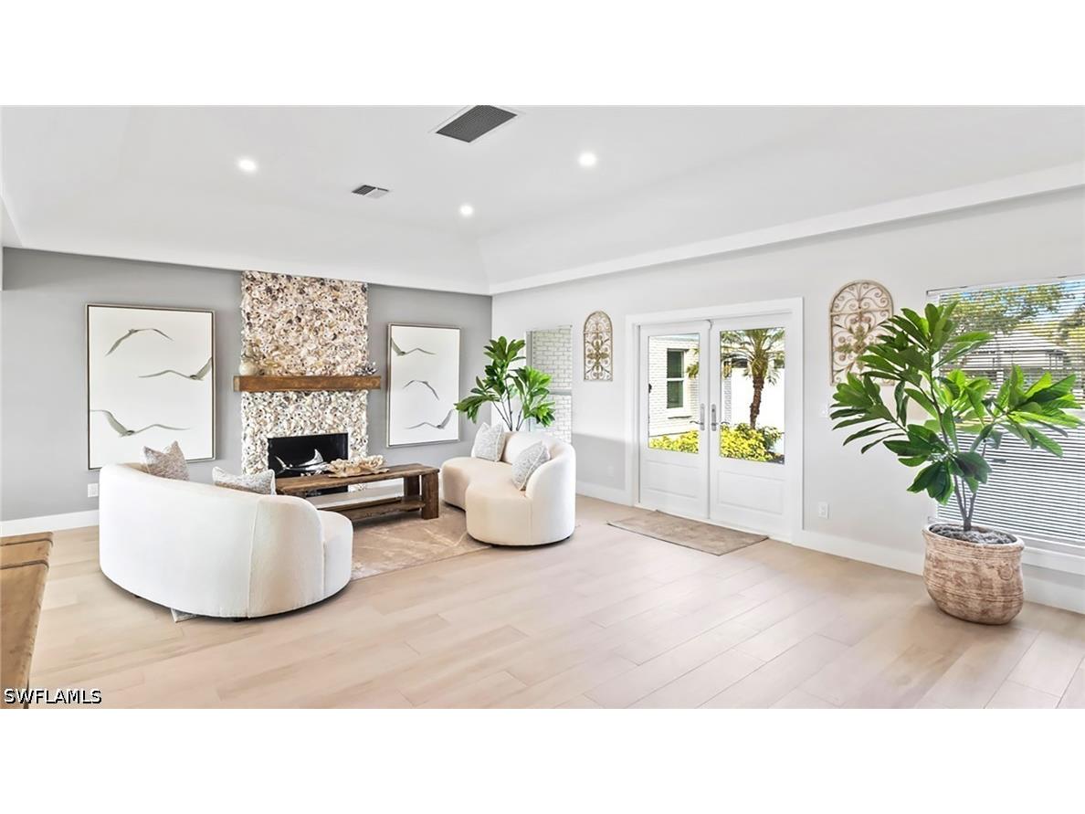 440 Kings Town Drive Naples FL 34102 226021804 image5
