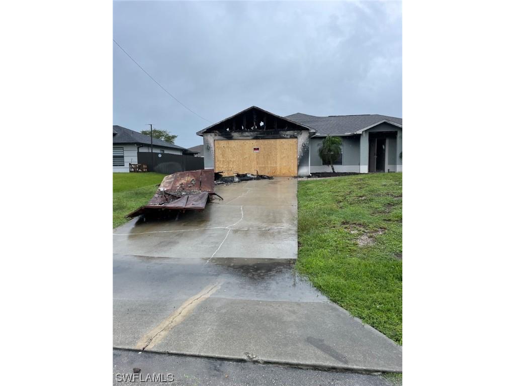 440 Long Avenue S Lehigh Acres FL 33974 223076696 image1