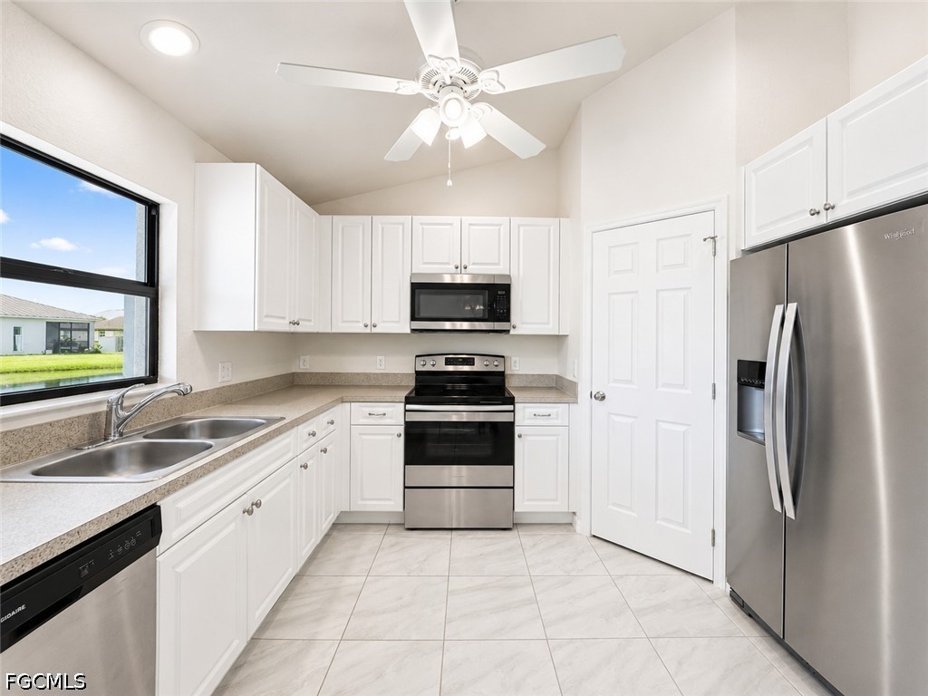 440 NW 1st Terrace Cape Coral FL 33993 2026028049 image7