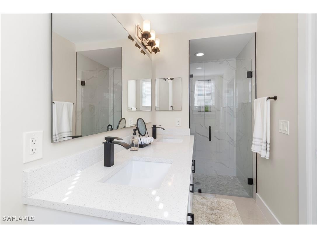 440 Robin Hood Circle #102 Naples FL 34104 225080180 image23