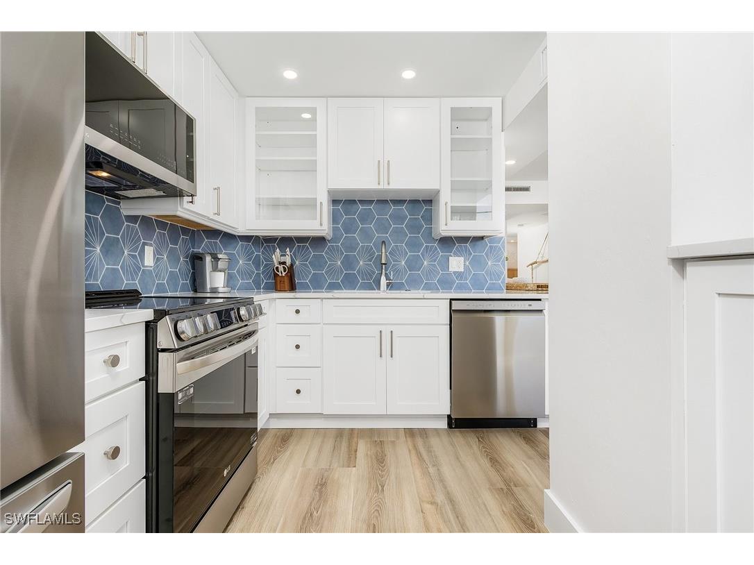 440 Seaview Court #111 Marco Island FL 34145 225062876 image5