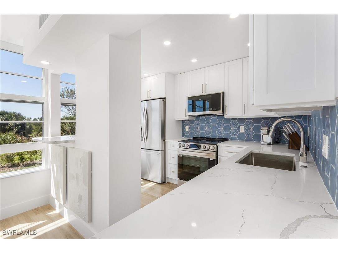 440 Seaview Court #111 Marco Island FL 34145 225062876 image6