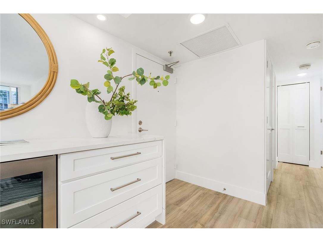 440 Seaview Court #111 Marco Island FL 34145 225062876 image8