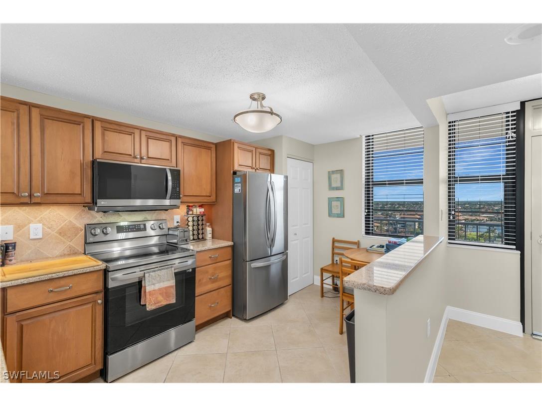 440 Seaview Court #1202 Marco Island FL 34145 226007485 image3