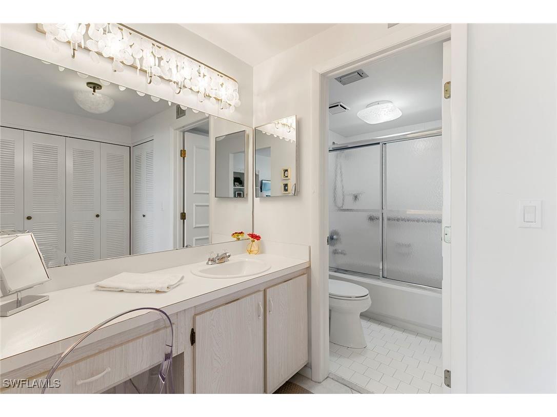 440 Seaview Court #1208 Marco Island FL 34145 225083398 image25