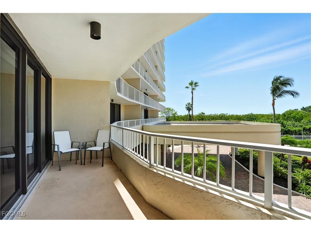 440 Seaview Court #201 Marco Island FL 34145 2025007481 image25