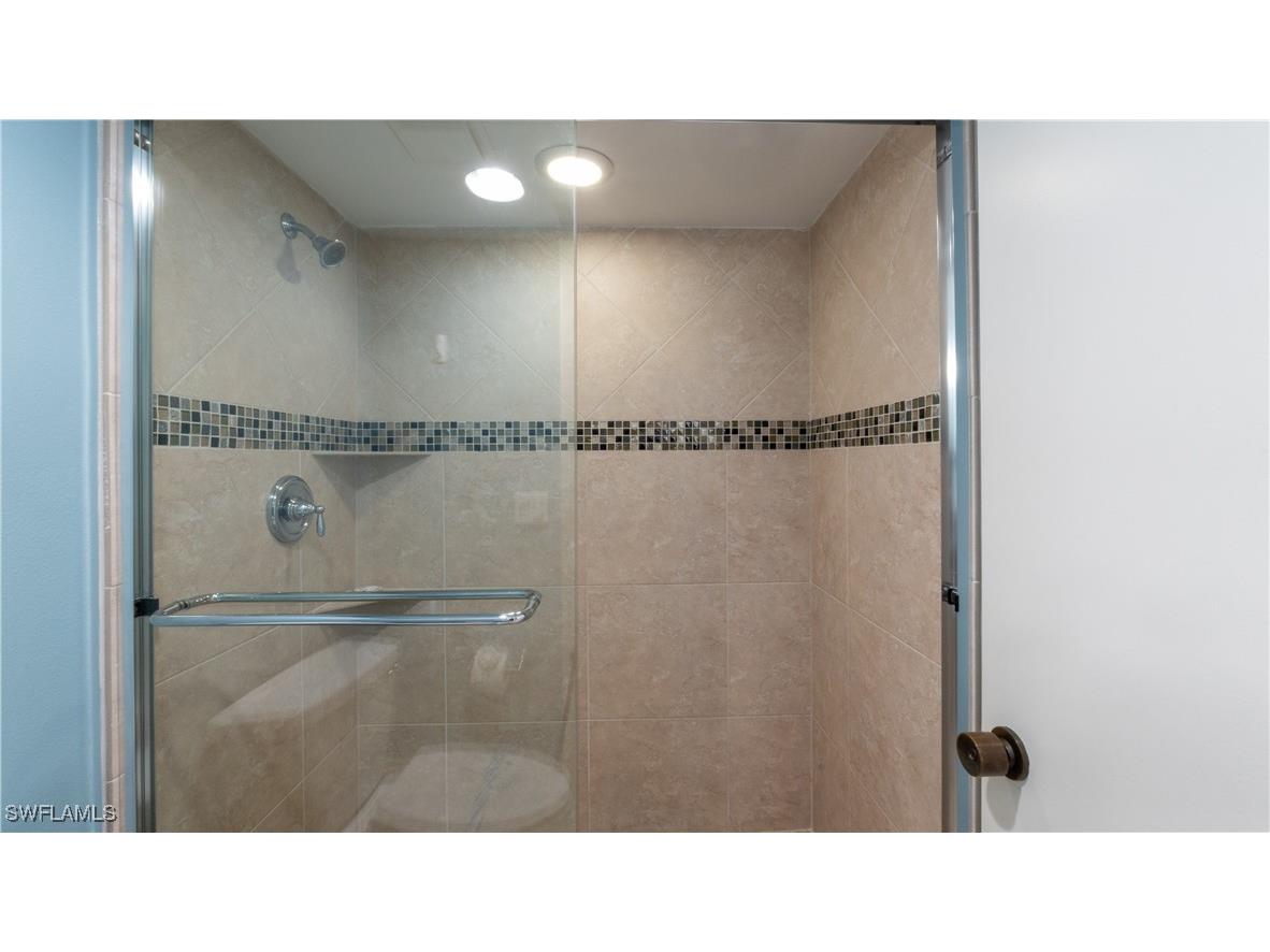 440 Seaview Court #611 Marco Island FL 34145 225053459 image19