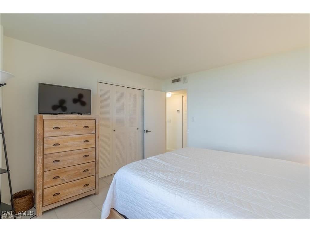 440 Seaview Court #805 Marco Island FL 34145 225075692 image20