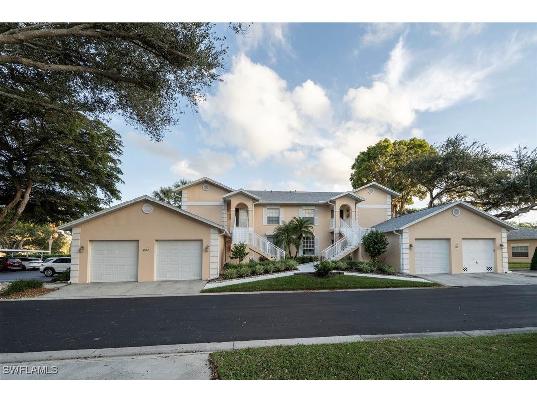440 Wiggins Lake Court #201 Naples FL 34110 225081773 image3