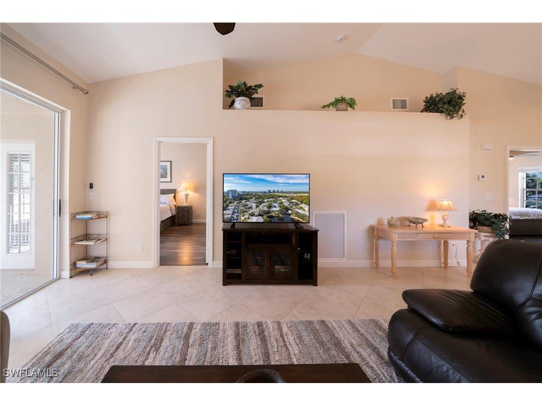 440 Wiggins Lake Court #201 Naples FL 34110 225081773 image8