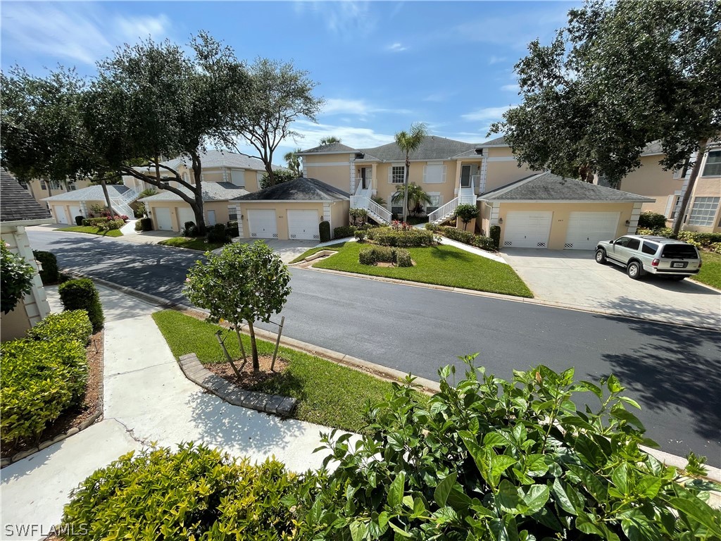 440 Wiggins Lake Court #201 Naples FL 34110 226011187 image2