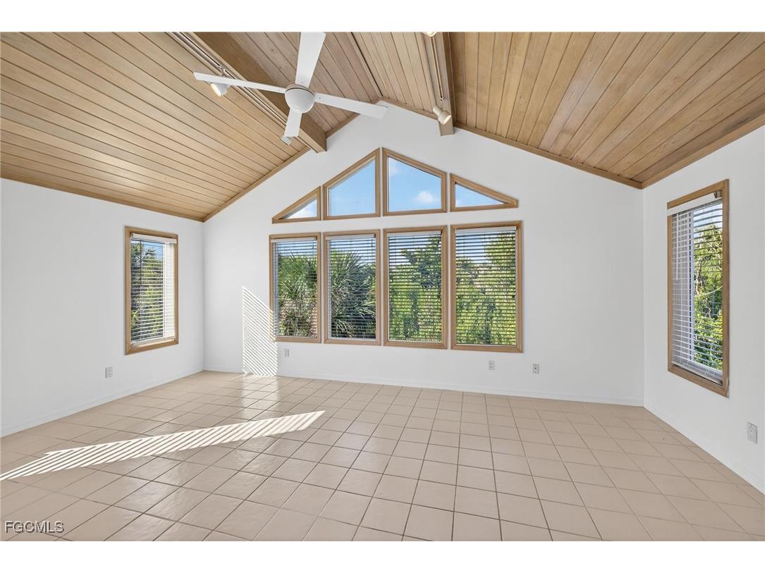 4400 Gulf Pines Drive Sanibel FL 33957 2025019882 image29