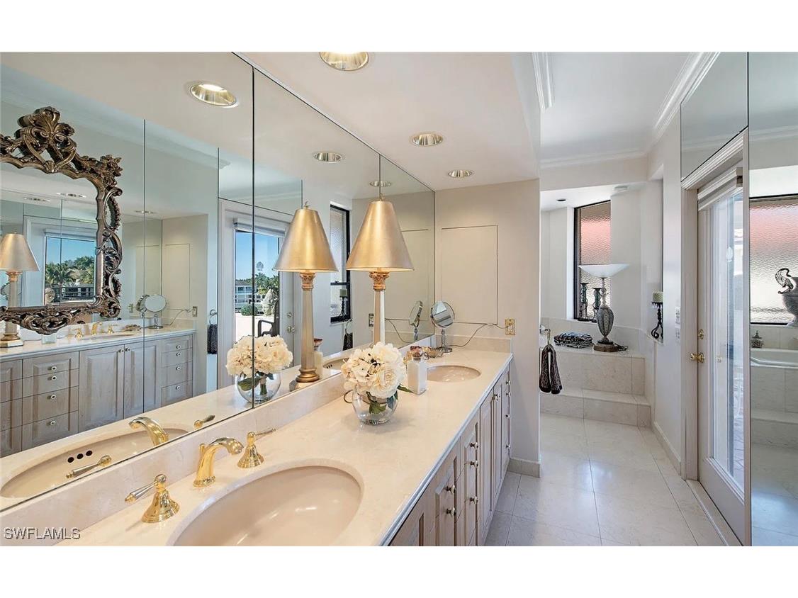 4400 Gulf Shore Boulevard N #3-305 Naples FL 34103 225076304 image14