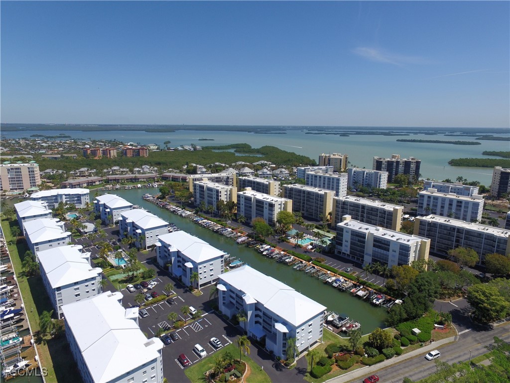 4401 Bay Beach Lane #833 Fort Myers Beach FL 33931 2025000034 image2