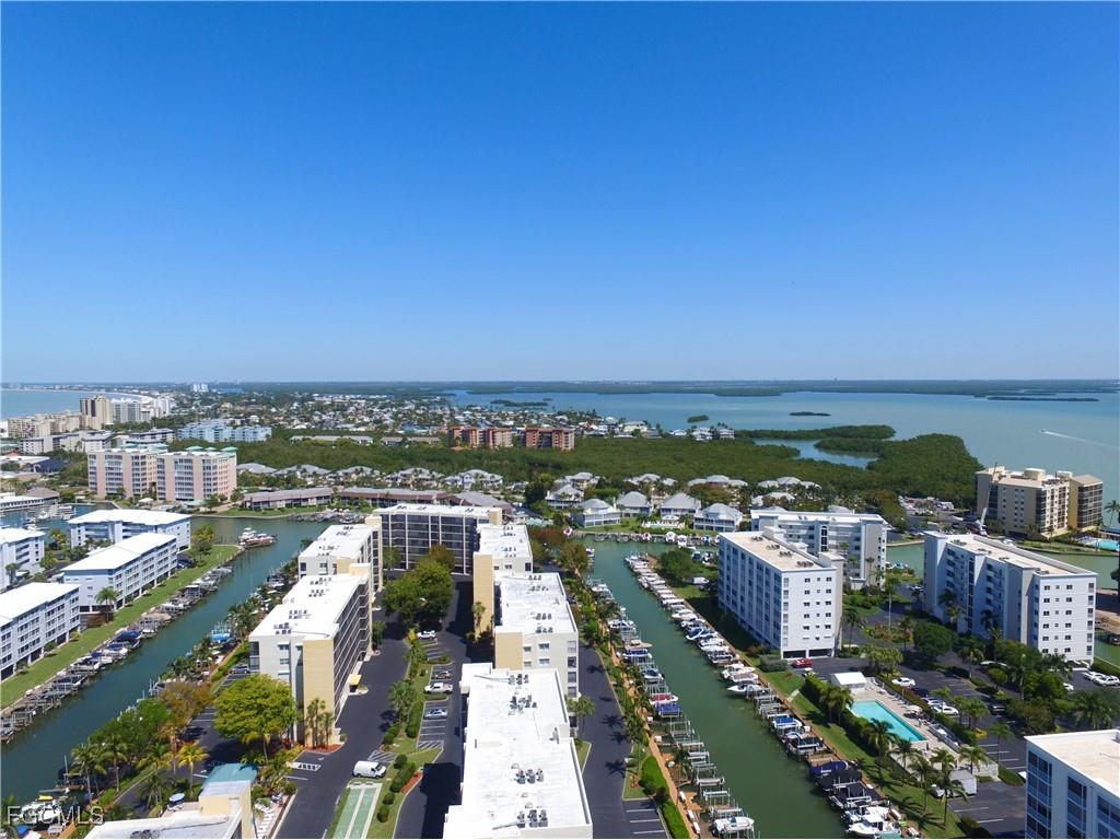4401 Bay Beach Lane #833 Fort Myers Beach FL 33931 2025000034 image5