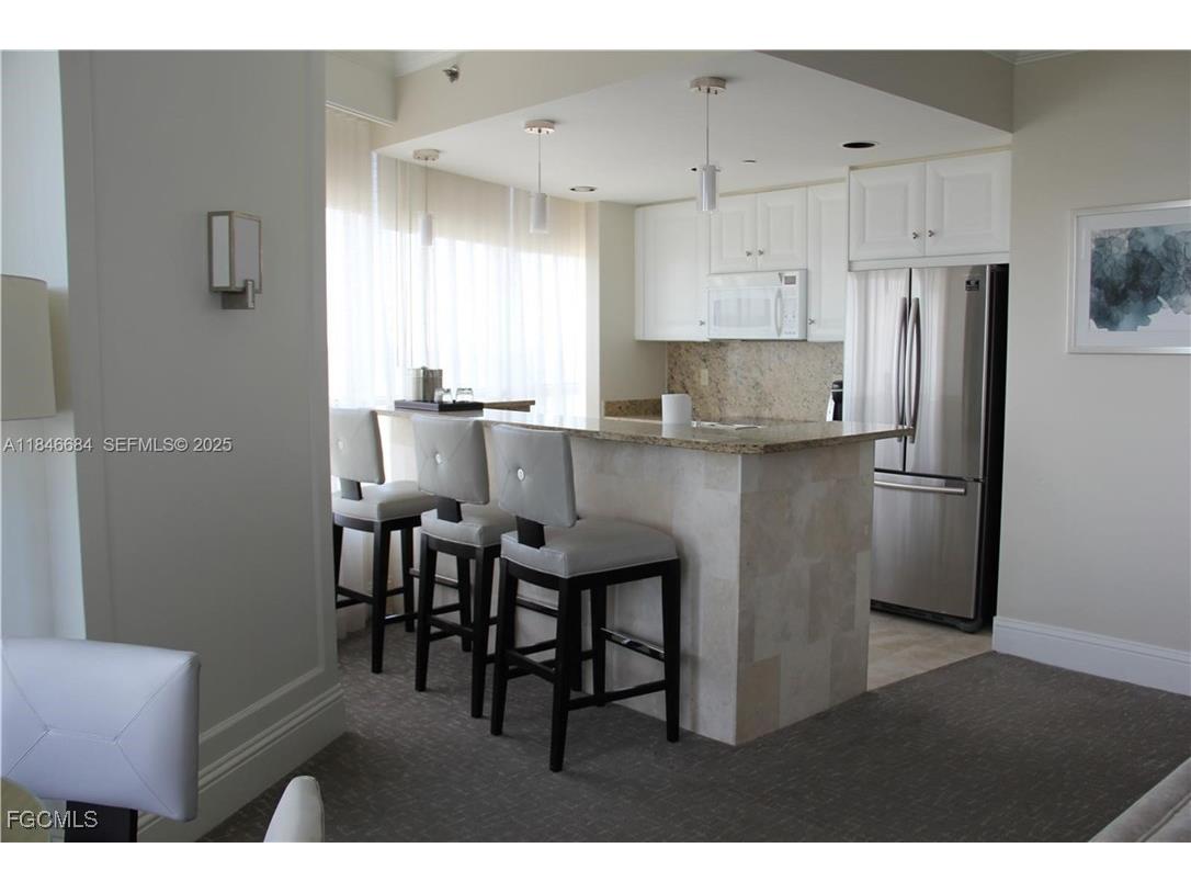 4401 Collins Ave #1915/1917 Miami Beach FL 33140 2026003593 image10