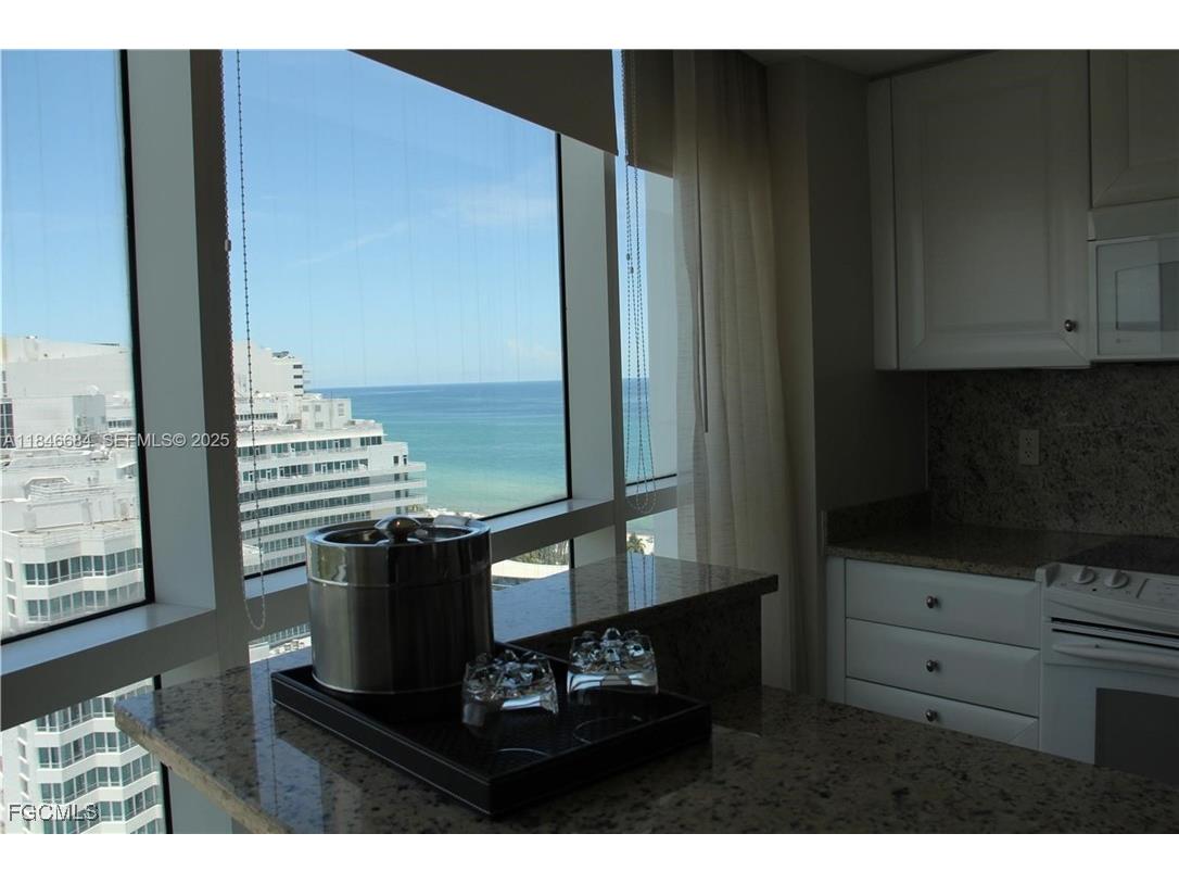 4401 Collins Ave #1915/1917 Miami Beach FL 33140 2026003593 image13