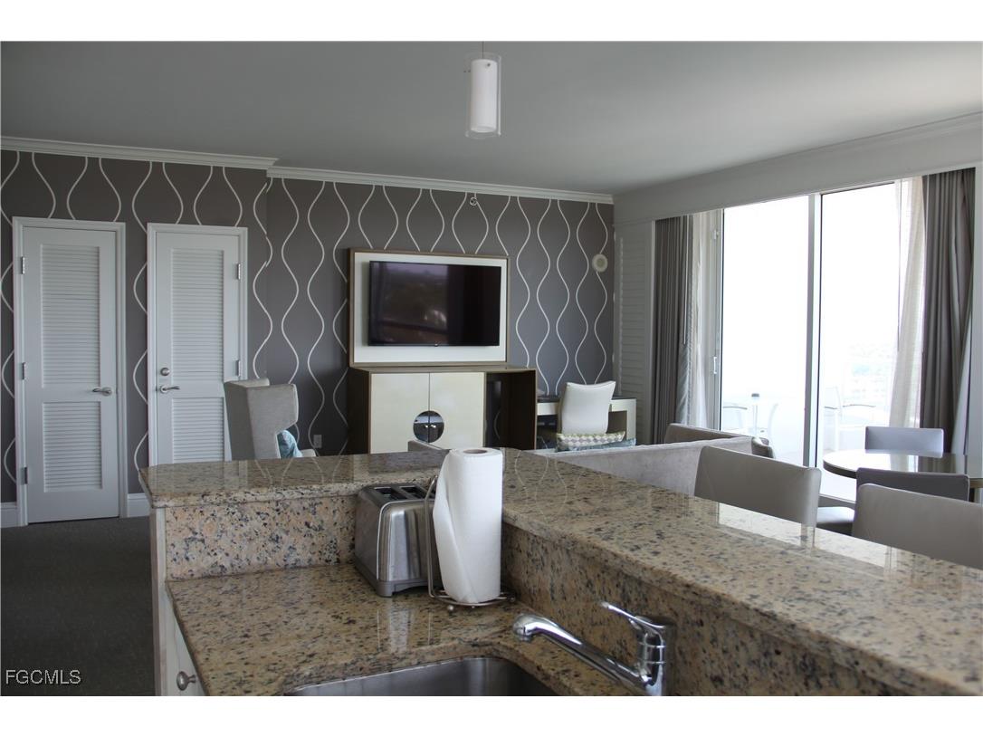 4401 Collins Ave #1915/1917 Miami Beach FL 33140 2026003593 image9