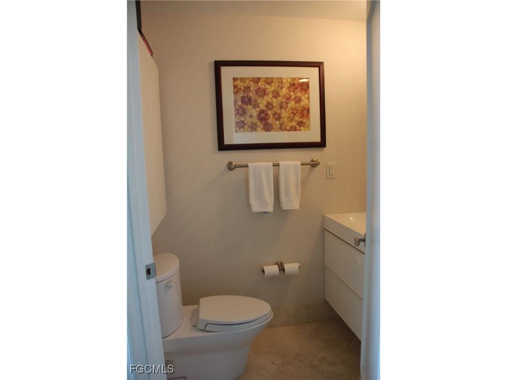 4401 Collins Ave #2315/2317 Miami Beach FL 33140 2026004043 image20