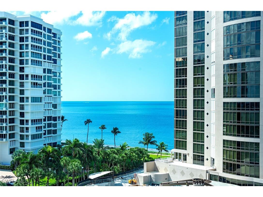 4401 Gulf Shore Boulevard N #1007 Naples FL 34103 225074805 image1