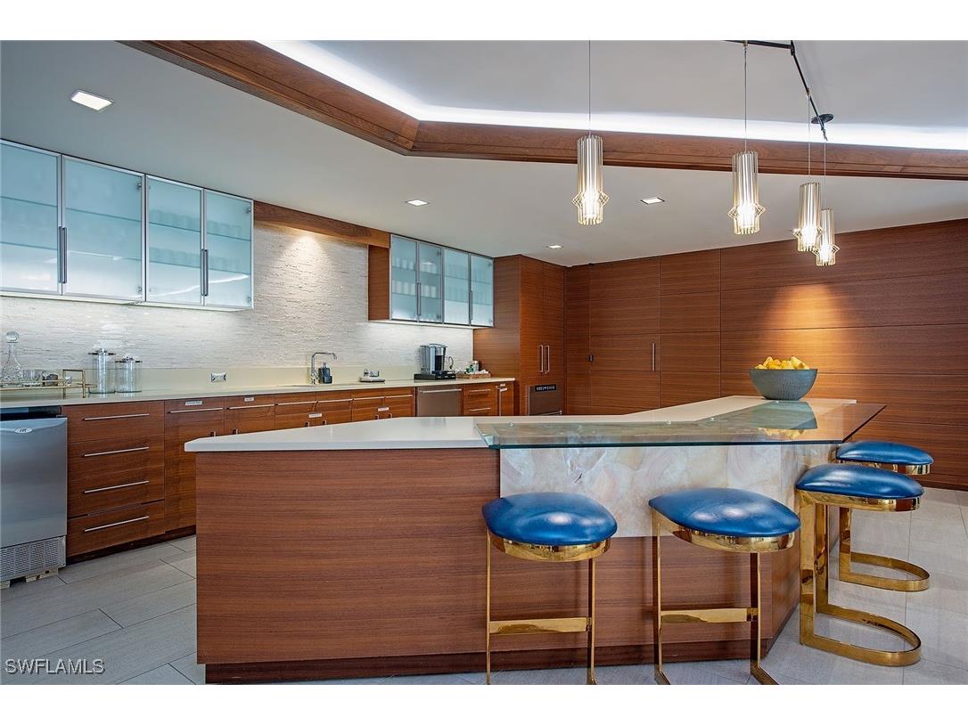 4401 Gulf Shore Boulevard N #1007 Naples FL 34103 225074805 image16