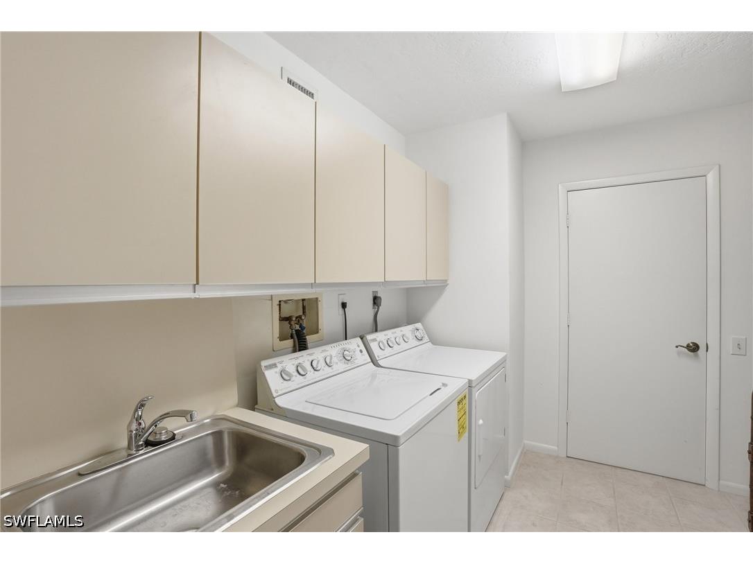 4401 Gulf Shore Boulevard N #1206 Naples FL 34103 226015503 image28