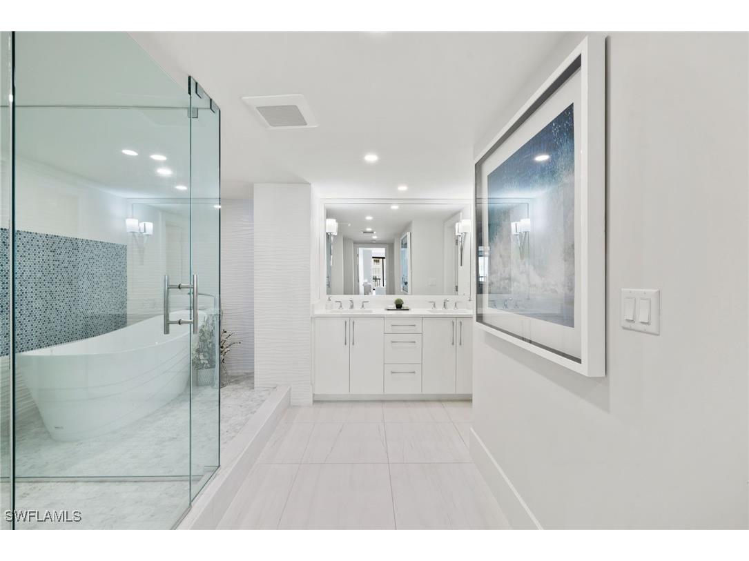 4401 Gulf Shore Boulevard N #1606 Naples FL 34103 225076814 image19