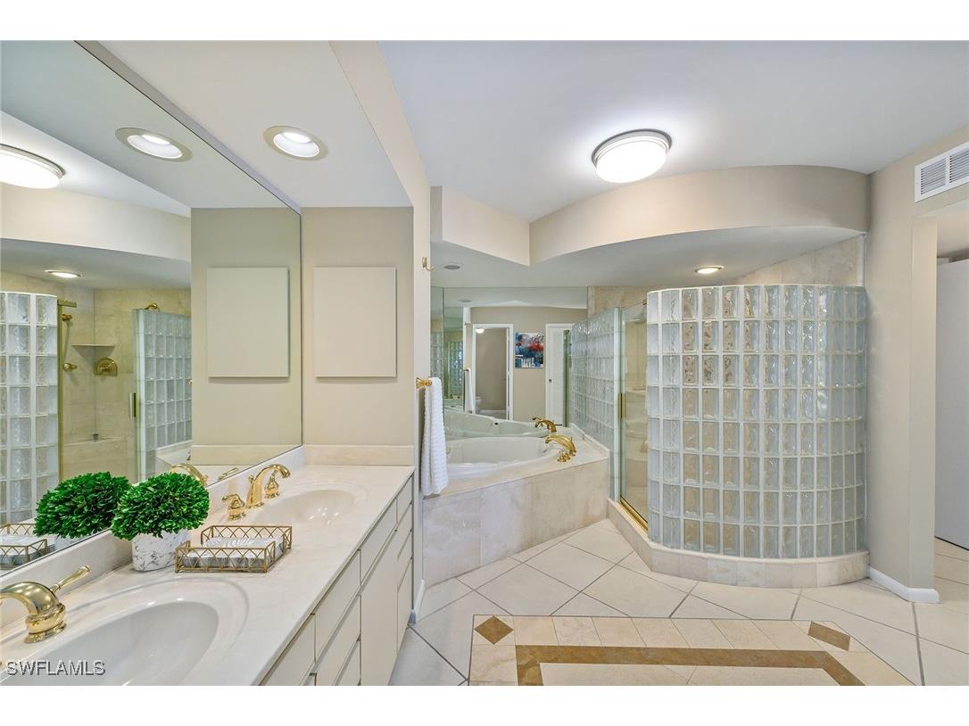 4401 Gulf Shore Boulevard N #307 Naples FL 34103 225071324 image11