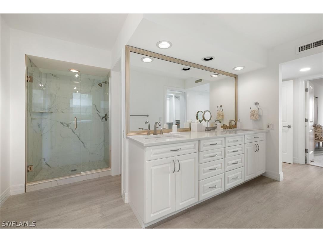 4401 Gulf Shore Boulevard N #C605 Naples FL 34103 226003329 image25