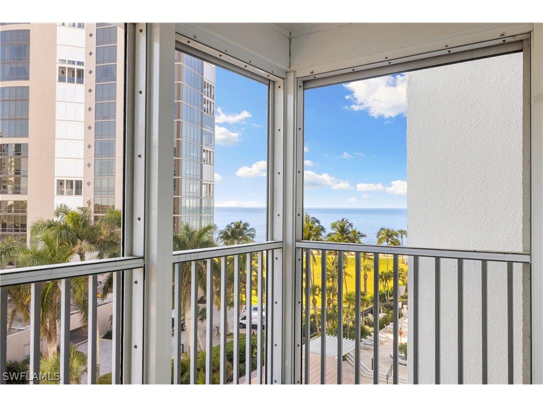 4401 Gulf Shore Boulevard N #C605 Naples FL 34103 226003329 image28