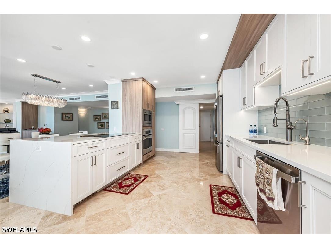 4401 Gulf Shore Boulevard N #PH3 Naples FL 34103 226013709 image5