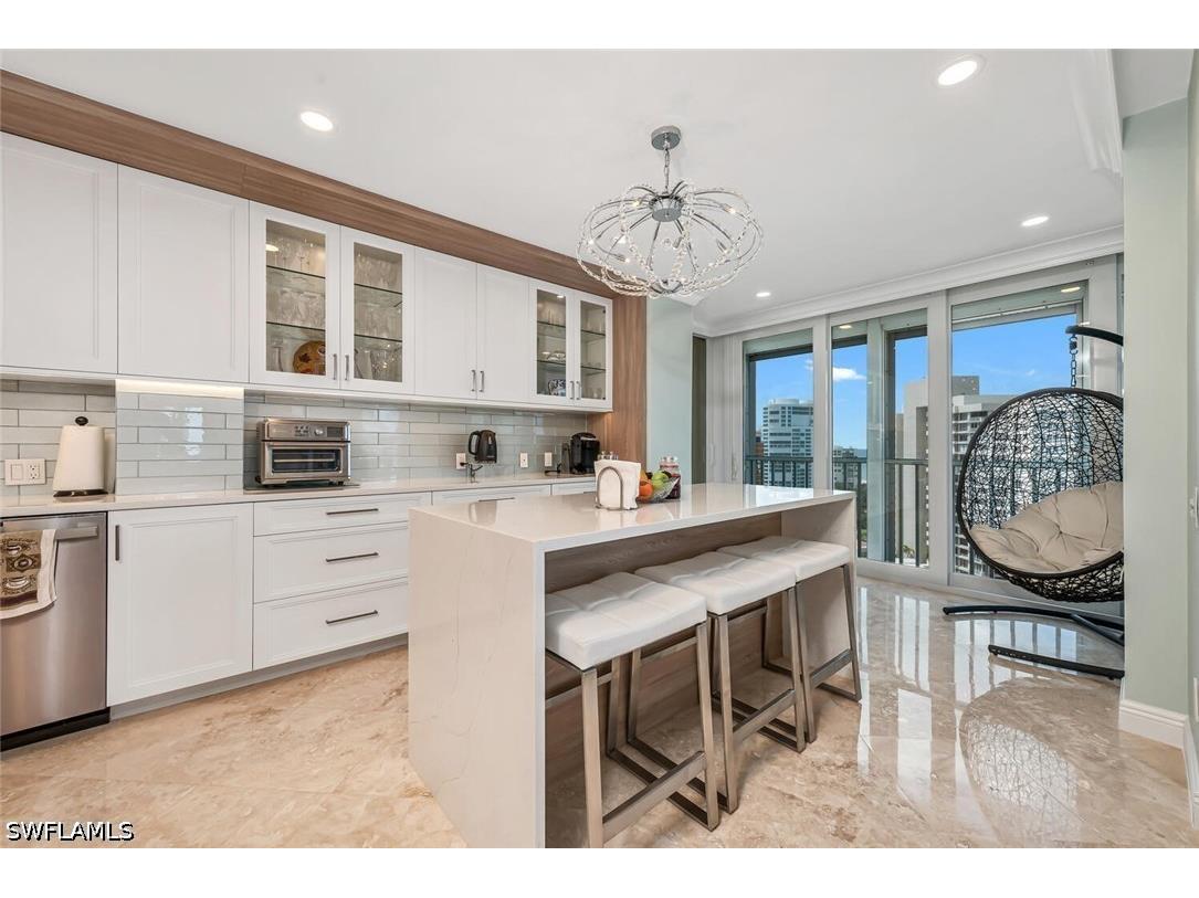 4401 Gulf Shore Boulevard N #PH3 Naples FL 34103 226013709 image8