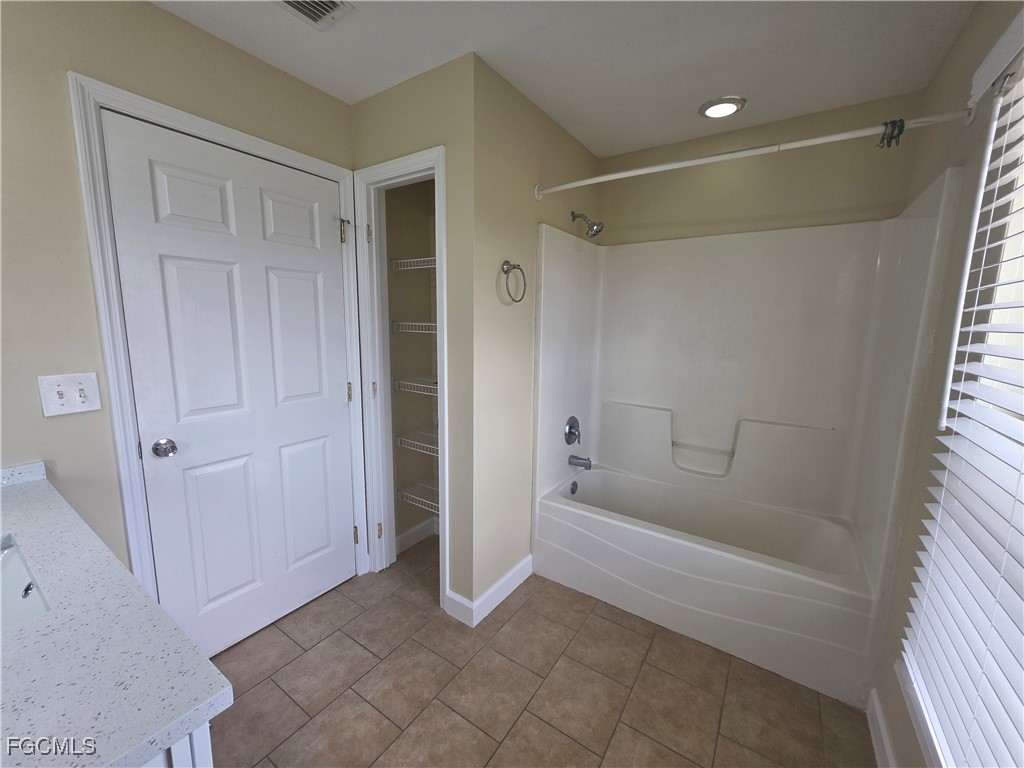 4401 NE 21st Court Cape Coral FL 33909 2025022323 image26