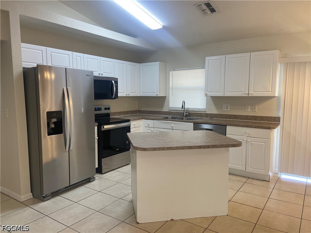 4401 NE 22nd Place Cape Coral FL 33909 2026019828 image4