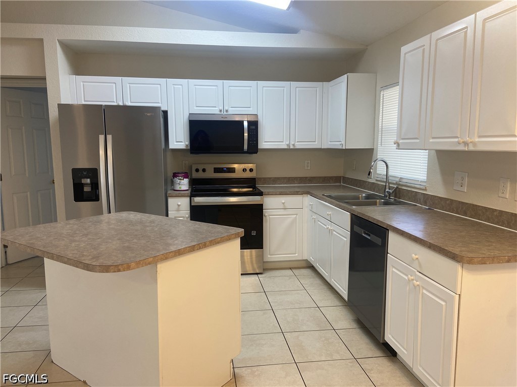 4401 NE 22nd Place Cape Coral FL 33909 2026019828 image5