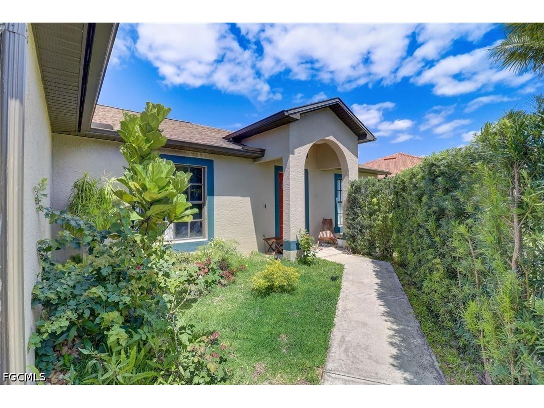 4402 3rd Street W Lehigh Acres FL 33971 2026020056 image3