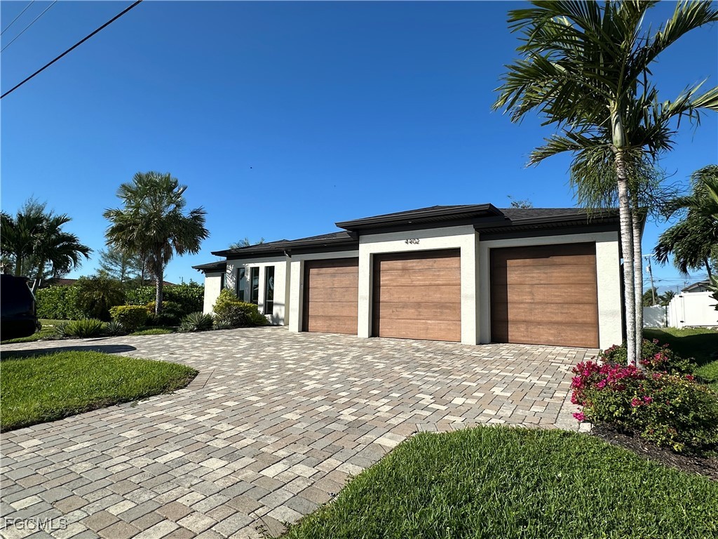 4402 Chiquita Boulevard S Cape Coral FL 33914 2025018625 image2