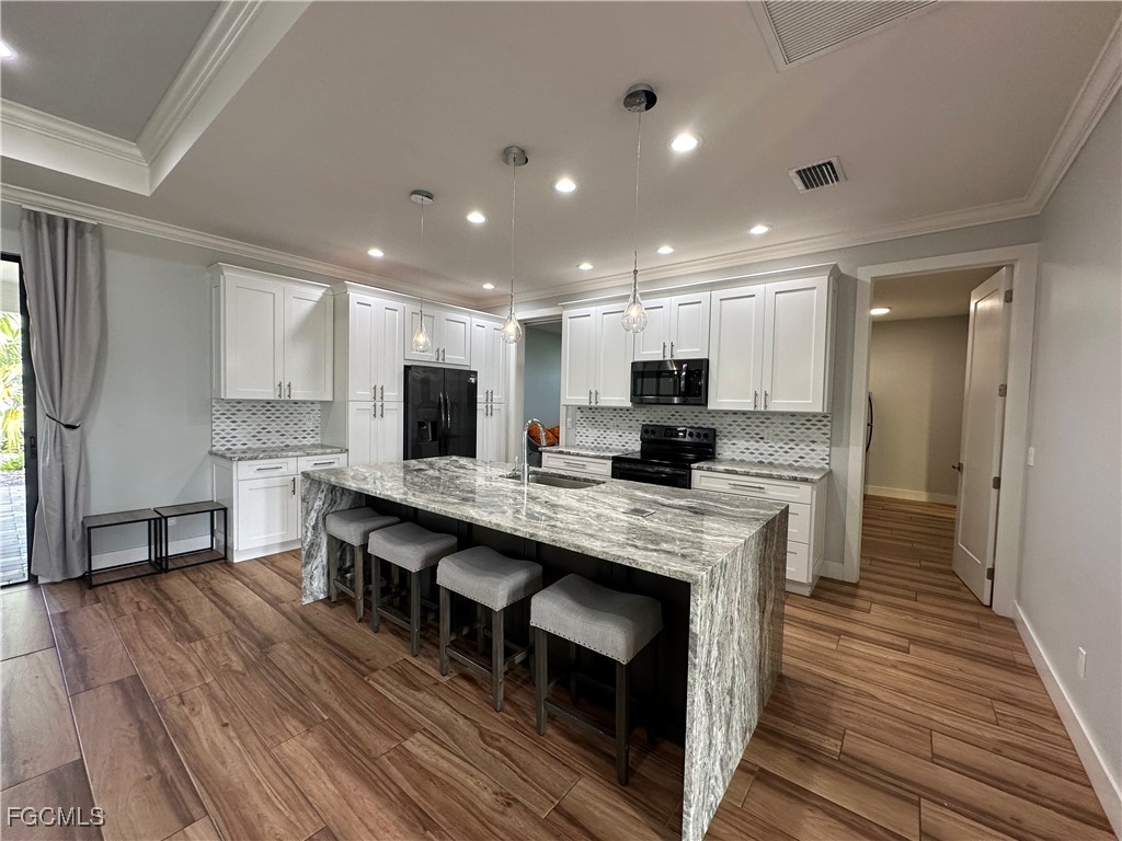 4402 Chiquita Boulevard S Cape Coral FL 33914 2025018625 image30