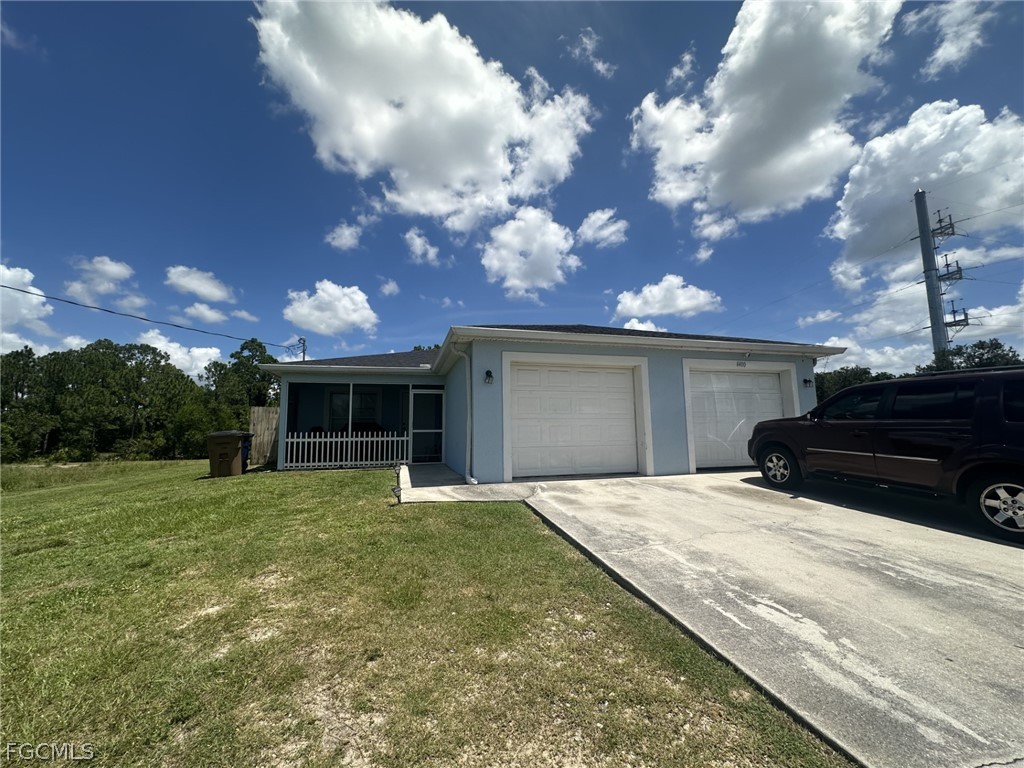 4402 Douglas Lane Lehigh Acres FL 33973 2026010690 image1
