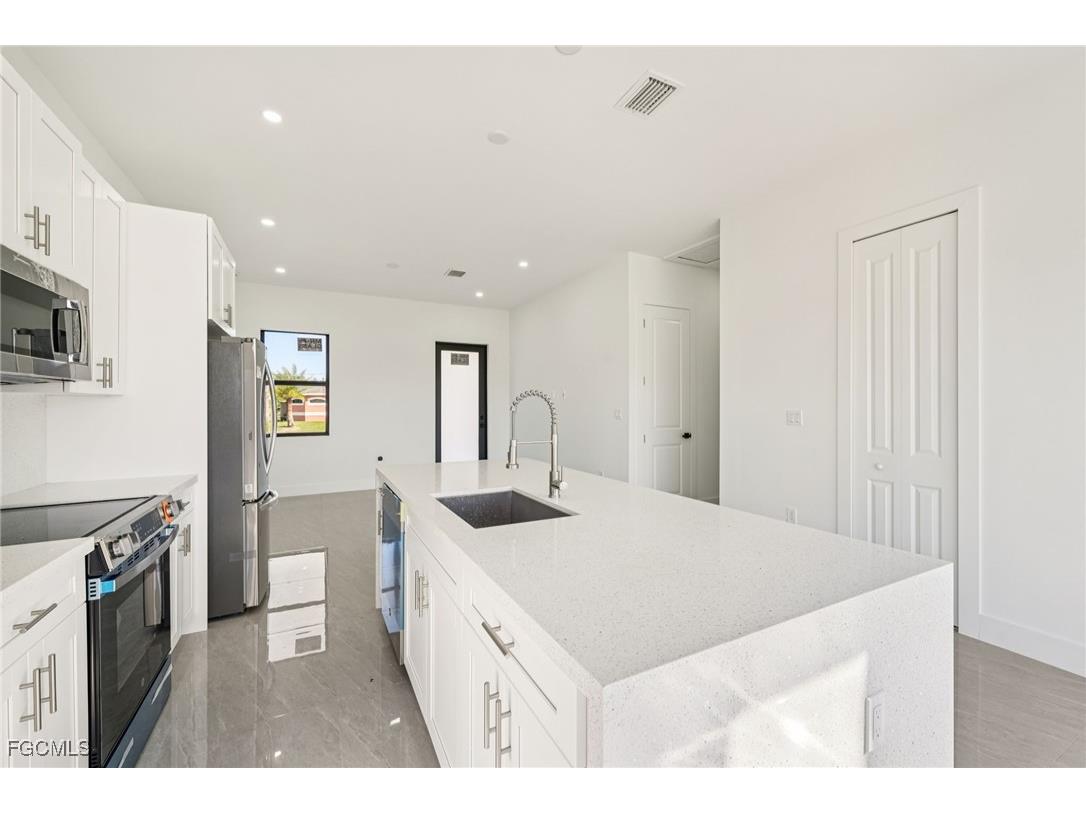 4402 E 19th Street Lehigh Acres FL 33972 2025020701 image16