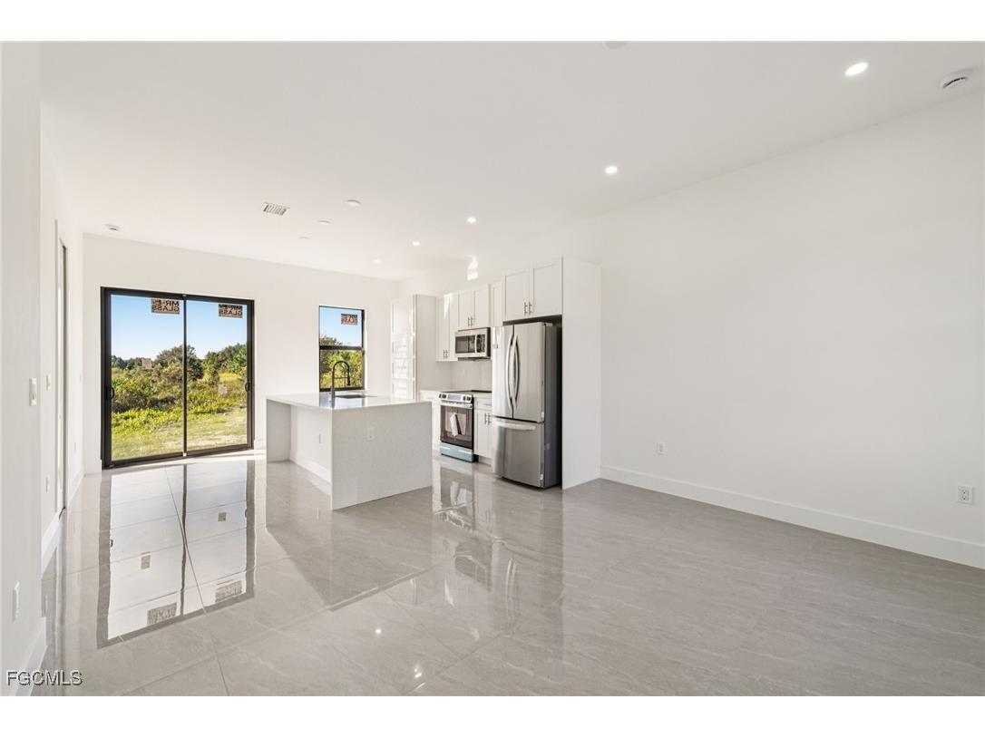 4402 E 19th Street Lehigh Acres FL 33972 2025020701 image17