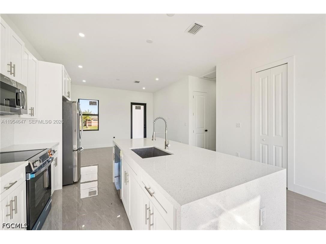4402 E 19th Street Lehigh Acres FL 33972 2026015219 image6