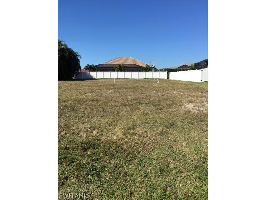 4402 SW 25th Avenue Cape Coral FL 33914 222012838 image1