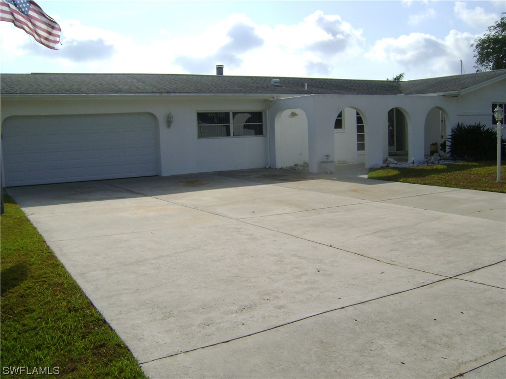 4403 SE 1st Avenue Cape Coral FL 33904 223024781 image1