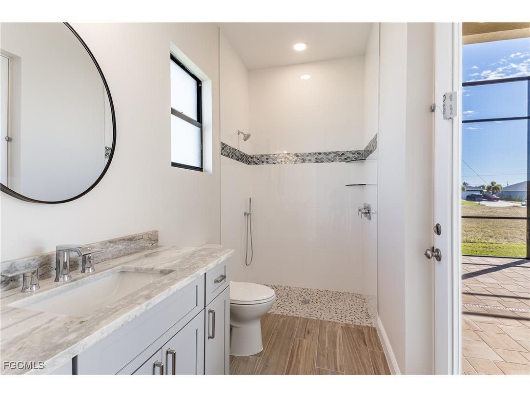 4403 SW 10th Avenue Cape Coral FL 33914 2025019613 image21