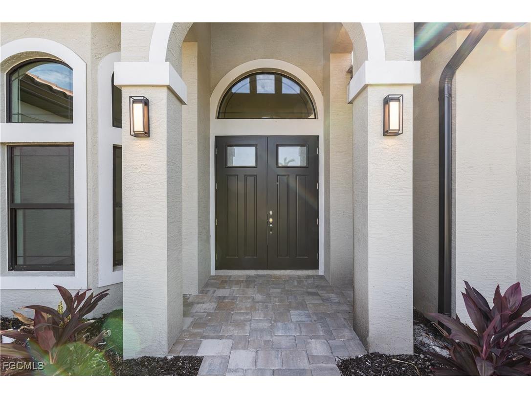 4403 SW 10th Avenue Cape Coral FL 33914 2025019613 image3