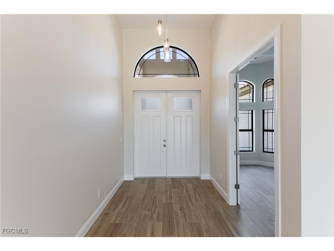 4403 SW 10th Avenue Cape Coral FL 33914 2025019613 image4