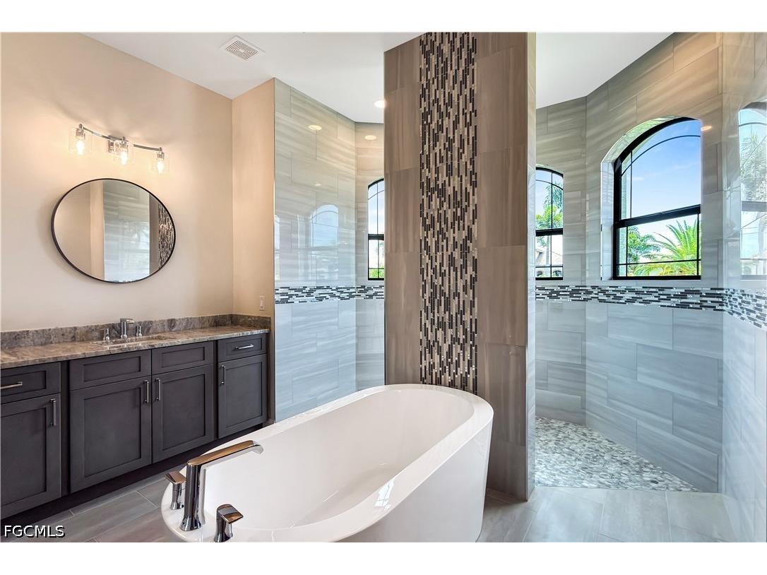 4403 SW 10th Avenue Cape Coral FL 33914 2026022340 image25