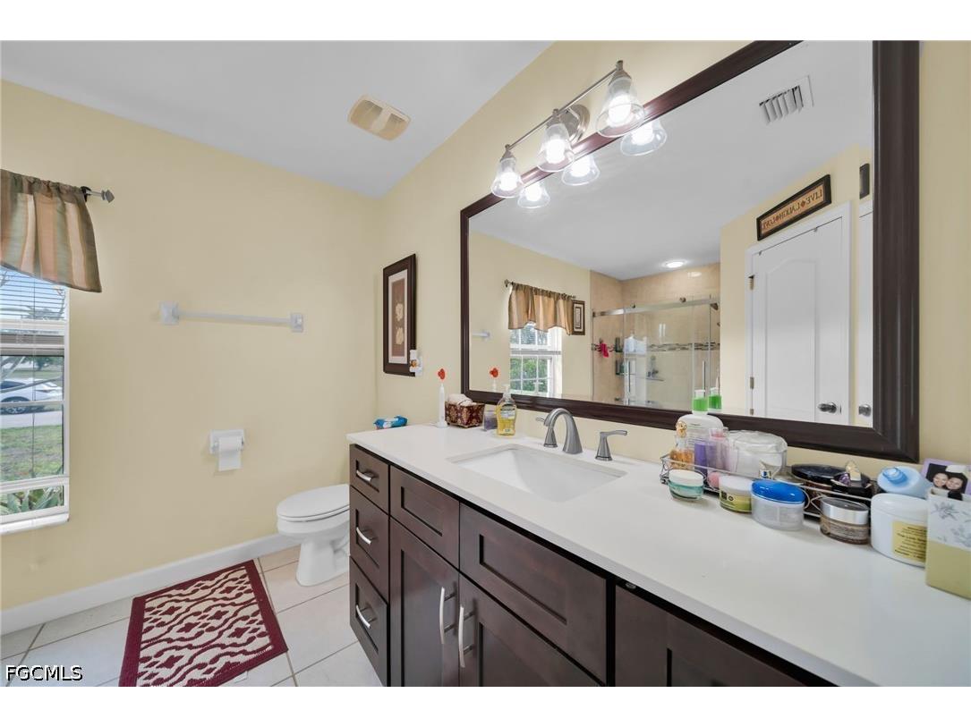 4404 NE 21st Court Cape Coral FL 33909 2026016448 image21
